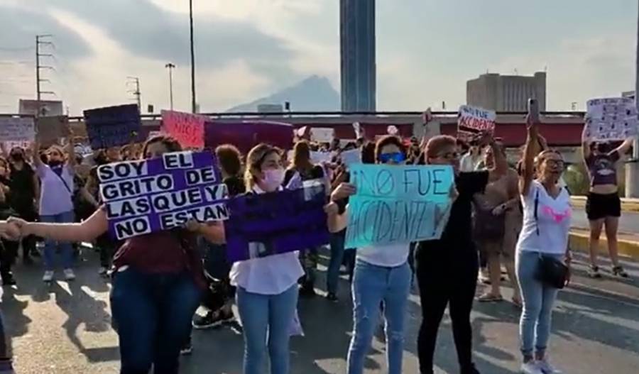 Mujeres marcha en Nuevo León para exigir justicia por Debanhi