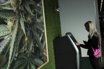 El cannabis se vende libremente en Nueva Jersey, Nueva York espera turno