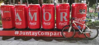 Alza en precios de refrescos beneficiaron los resultados trimestrales de Coca-Cola