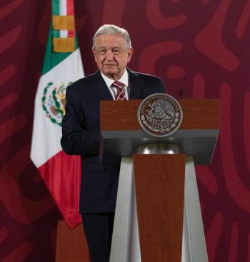 AMLO ya no recibir&aacute; a famosos que protestan contra Tren Maya
