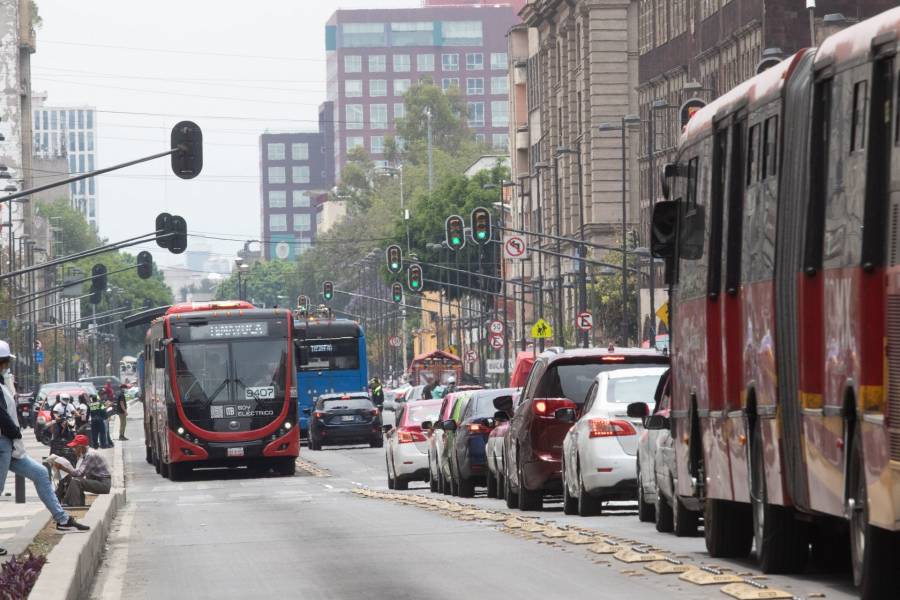 Uso del automóvil al alza en AL; en tres años crecerán 13% los gases de efecto invernadero: UITP