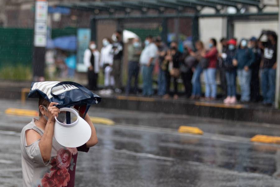 Registran fuertes lluvias en Iztapalapa y BJ; activan Alerta Amarilla en 4 alcaldías