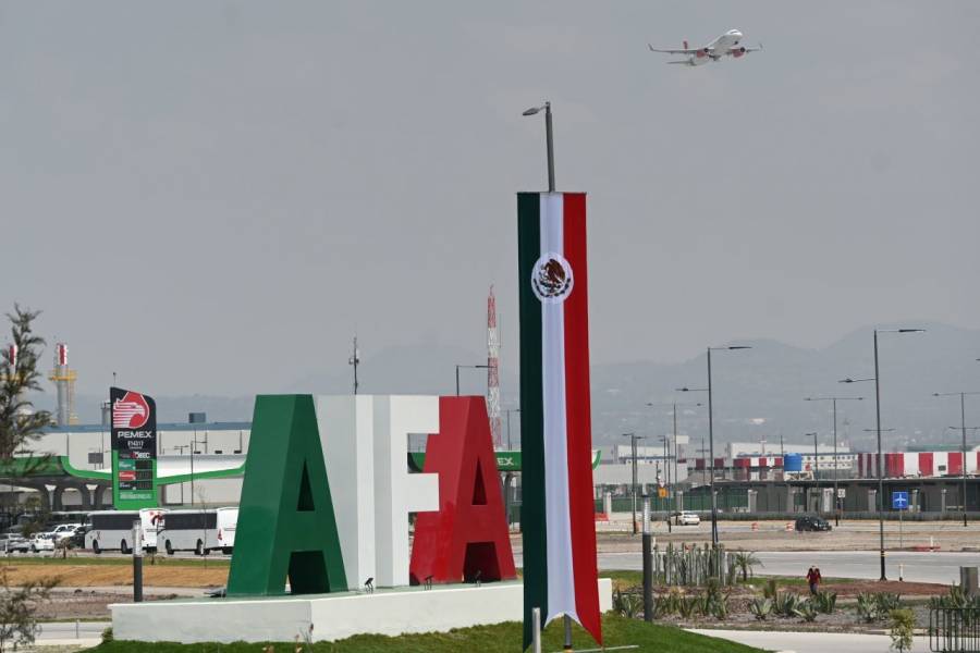 Presidente pide a aerolíneas incrementar uso del AIFA