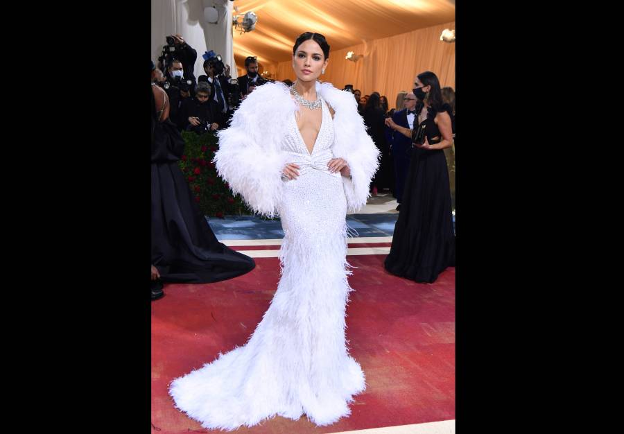 Eiza González destaca como la única mexicana en la Met Gala 2022