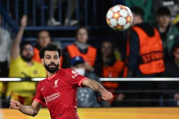 Salah no marca en victoria del Liverpool y sigue lejos de Benzema