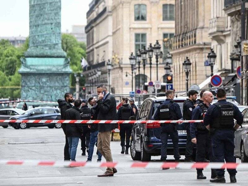 Atracan joyería de Chanel en el centro de París. Los ladrones se dieron a la fuga