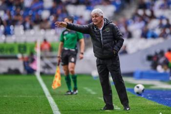 Oficial: “Tuca” Ferretti deja la direcci&oacute;n t&eacute;cnica de FC Ju&aacute;rez