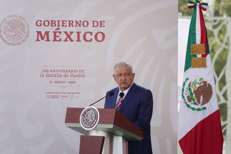 AMLO mantendrá su visita a Cuba pese a explosión en hotel de La Habana