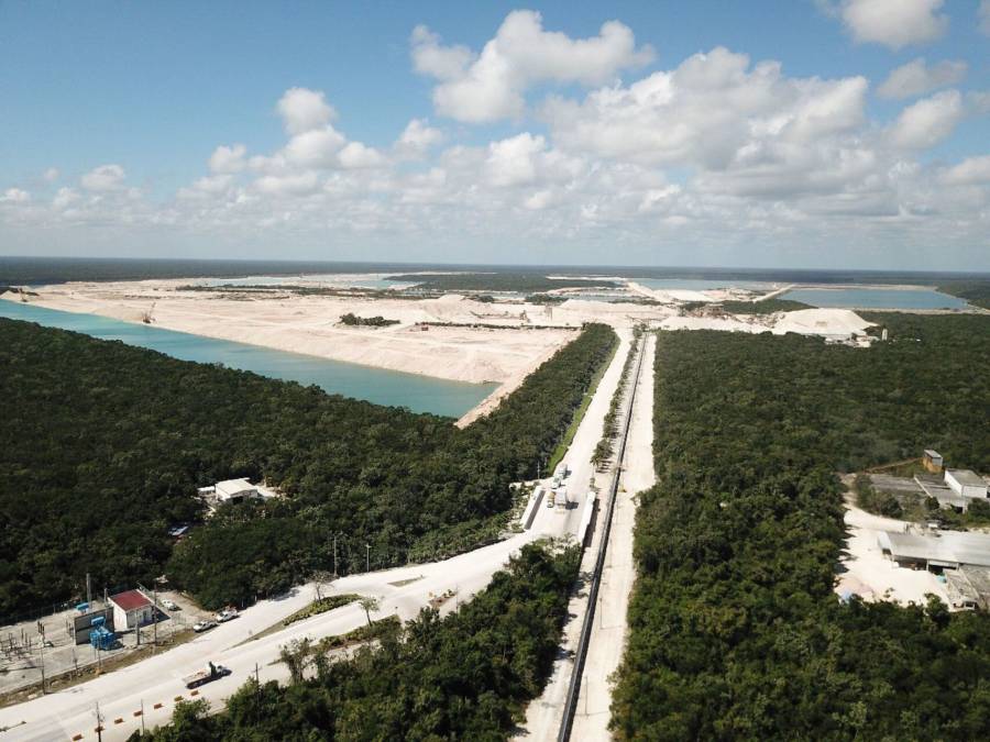 Semarnat clausura extracci&oacute;n de piedra caliza en Playa del Carmen