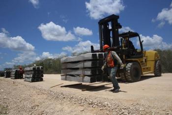 Fonatur debe dar a conocer contratos para compra de durmientes del Tren Maya: INAI