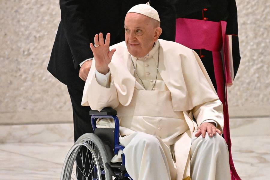 Papa Francisco pospone visita a Líbano por motivos de salud
