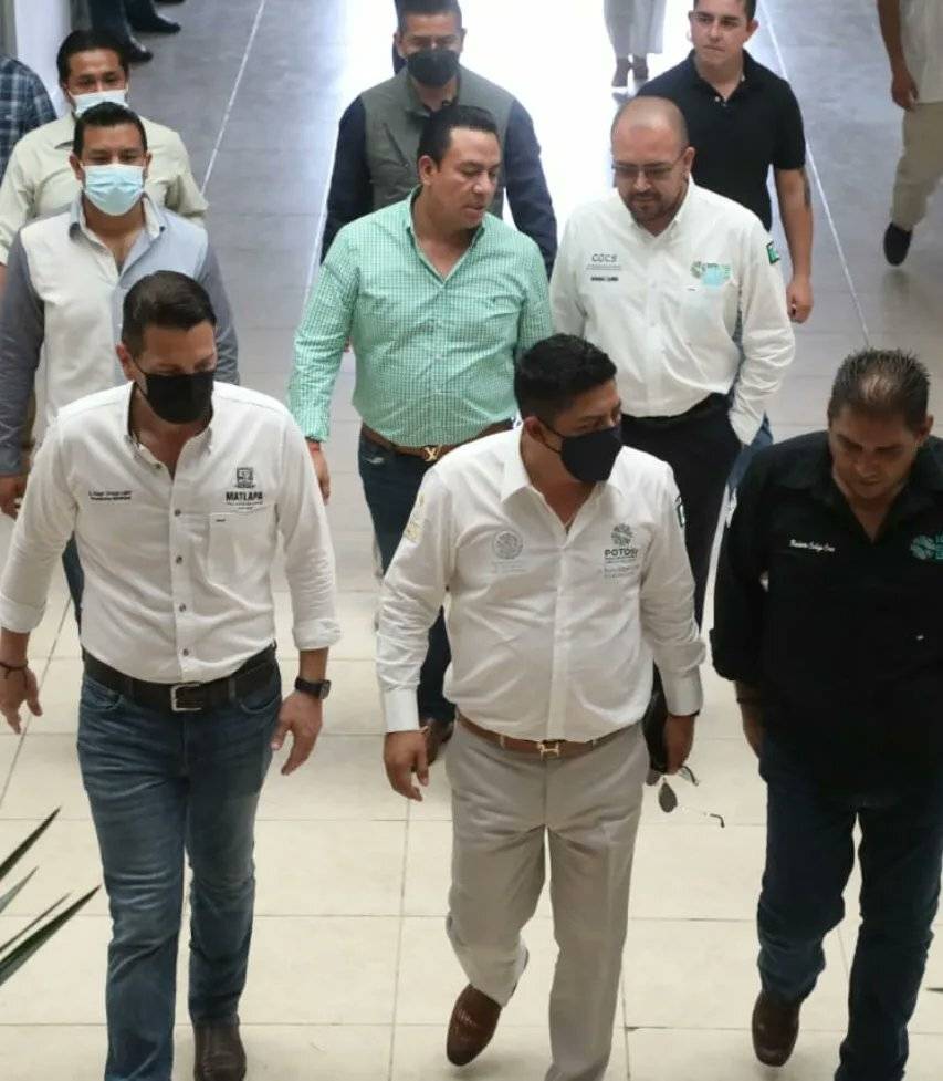 Ricardo Gallardo exhorta a los alcaldes de SLP a seguir con mano firme contra la inseguridad