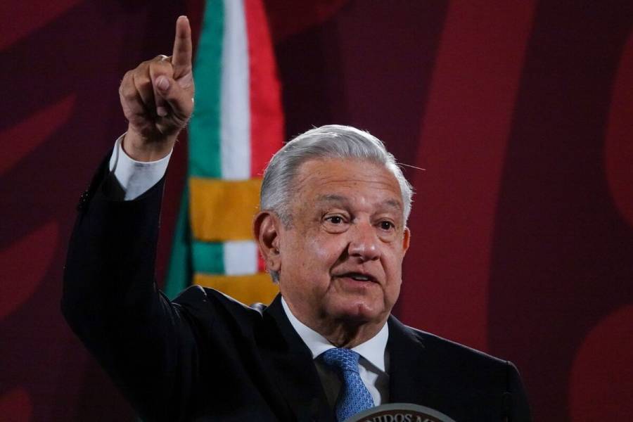 AMLO se reúne en privado con Raúl Castro en su visita a Cuba