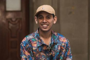 Jhonny Caz, de Grupo Firme, ser&aacute; &iacute;cono del Gay Pride 2022