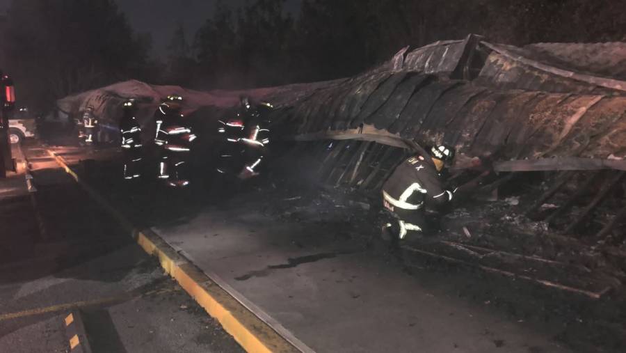 Cuerpo de Bomberos reporta incendio en Guardia Nacional de Iztapalapa, no hubo lesionados