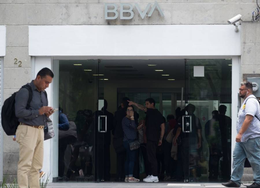 BBVA depositó dinero gratis. Se debió a “un error humano”, declaró la institución