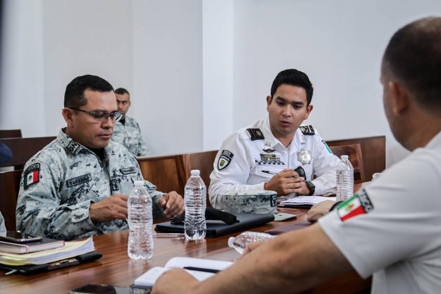 Policía de Morelia y Alfonso Alcázar acuerdan reforzar patrullajes en la región