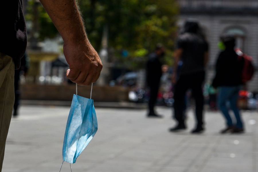 Retiran el uso obligatorio del cubrebocas en espacios abiertos de Yucatán
