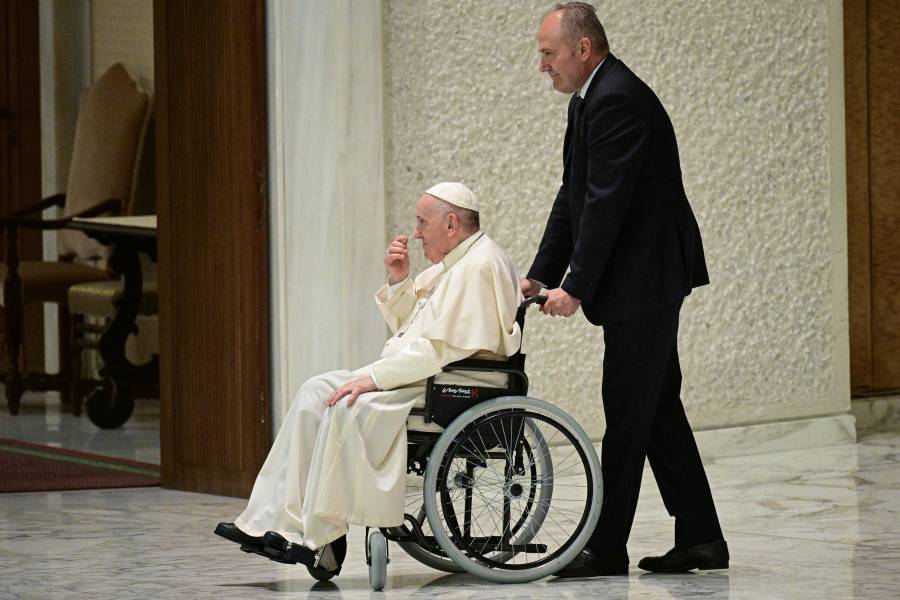 Papa viajar&aacute; a Canad&aacute; para pedir disculpas por abusos en internados cat&oacute;licos