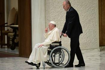 Papa viajar&aacute; a Canad&aacute; para pedir disculpas por abusos en internados cat&oacute;licos