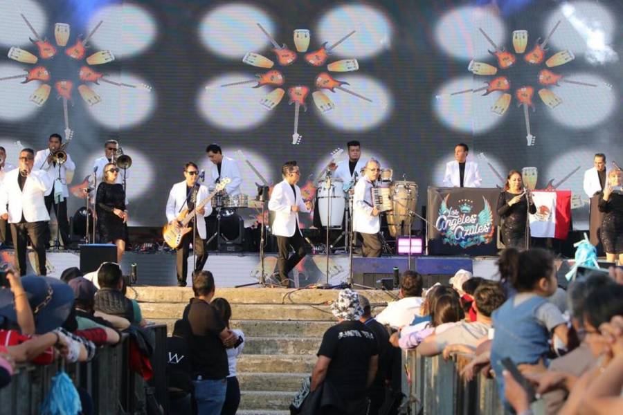 Con megaconcierto de Los Ángeles Azules, culminan festejos por el “Día de las Madres” en Cuauhtémoc