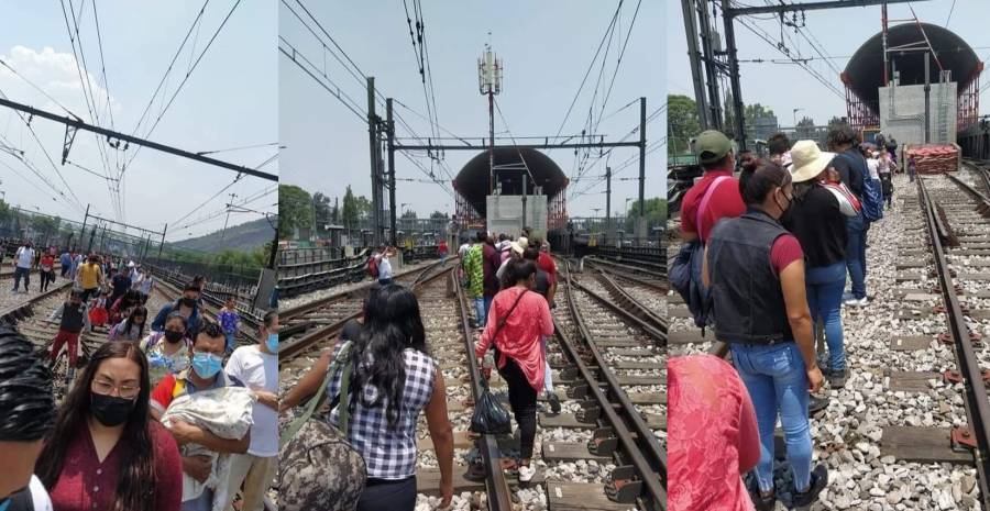 Pasajeros caminan por vías de la Línea A del Metro; suspenden servicio en 4 estaciones