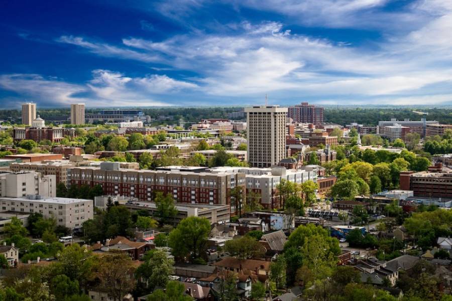 ¿Quieres estudiar en el extranjero? La Universidad de Kentucky ofrece beca