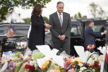 Kamala Harris pide que se proh&iacute;ban las armas de asalto en Estados Unidos