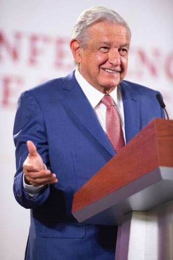 Financiera de Bienestar encargada de cobrar los cr&eacute;ditos a la palabra: AMLO