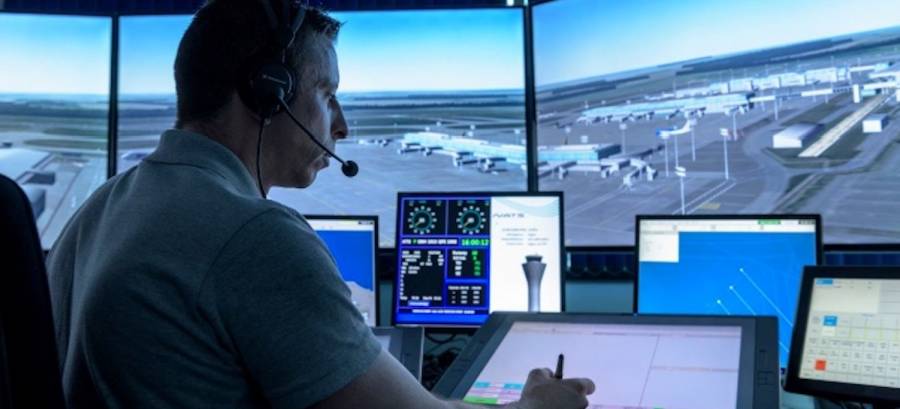 Así se protege la tecnología de las torres de control en los aeropuertos