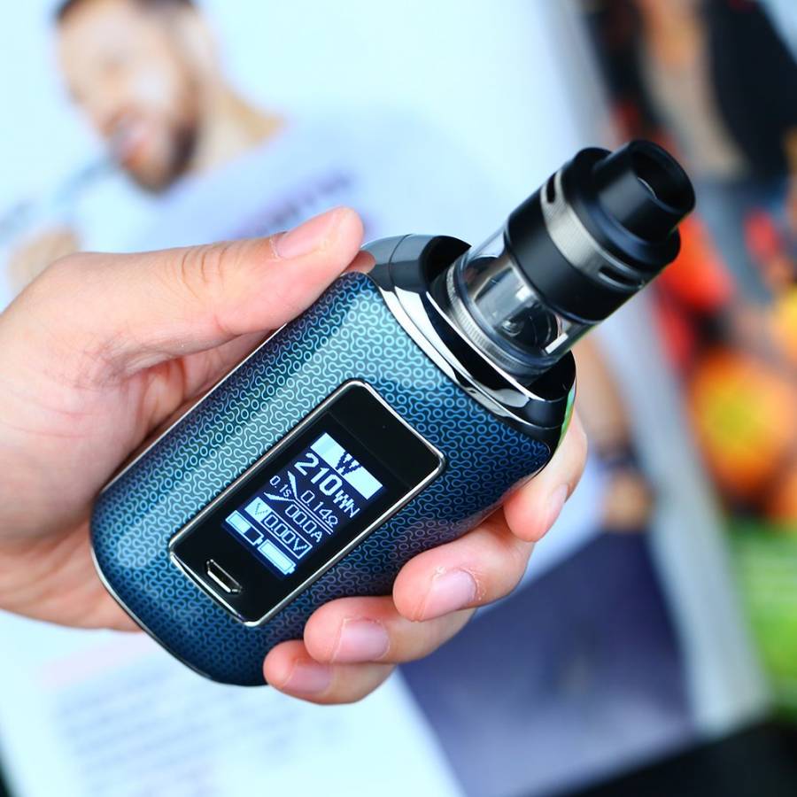 Especialistas prevén que tras la prohibición de vapeadores y cigarros, las empresas afectadas soliciten amparos
