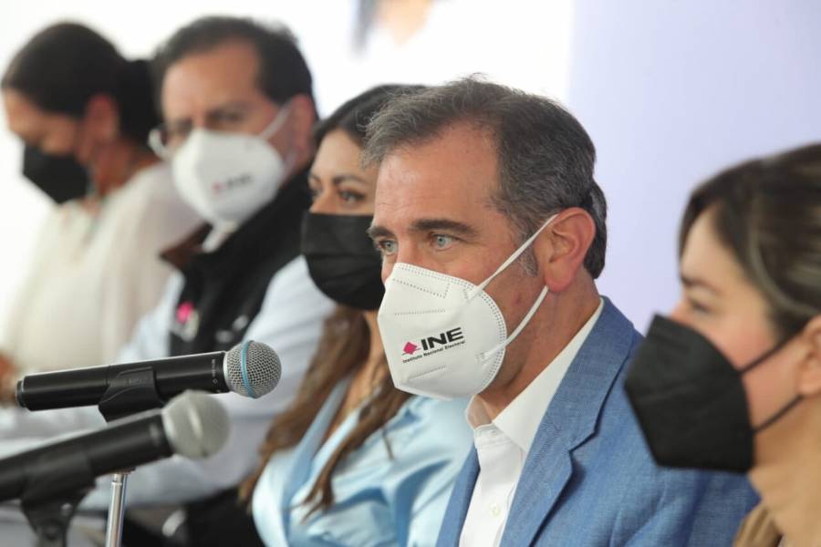 Lorenzo Córdova declara que en 2024 no podrá contender por algún cargo o candidatura