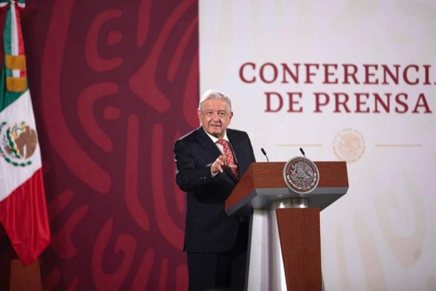 AMLO asegura que proceso para elegir presidenciable de Morena 