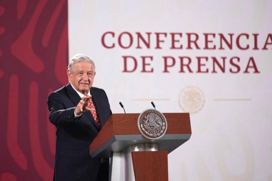 AMLO celebra jornada electoral pacífica