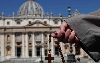El Vaticano cre&oacute; un comit&eacute; &eacute;tico para sus inversiones