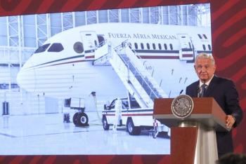 AMLO est&aacute; dispuesto a recibir pagos en especie por avi&oacute;n presidencial