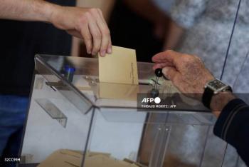 Francia vota en unas elecciones parlamentarias decisivas para Macron