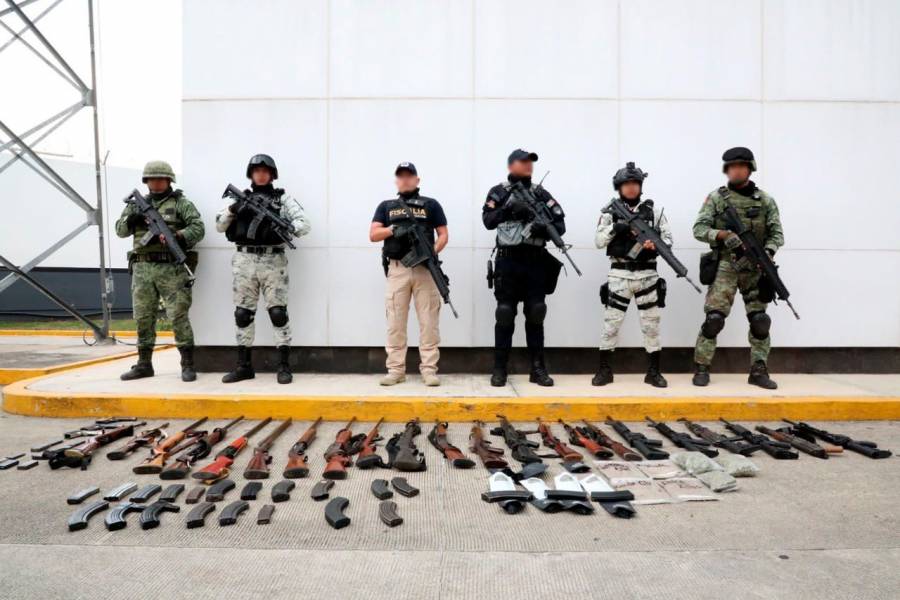 Fuerzas federales despliegan operativo en Nuevo San Juan Parangarícutiro, Michoacán; hay 12 detenidos