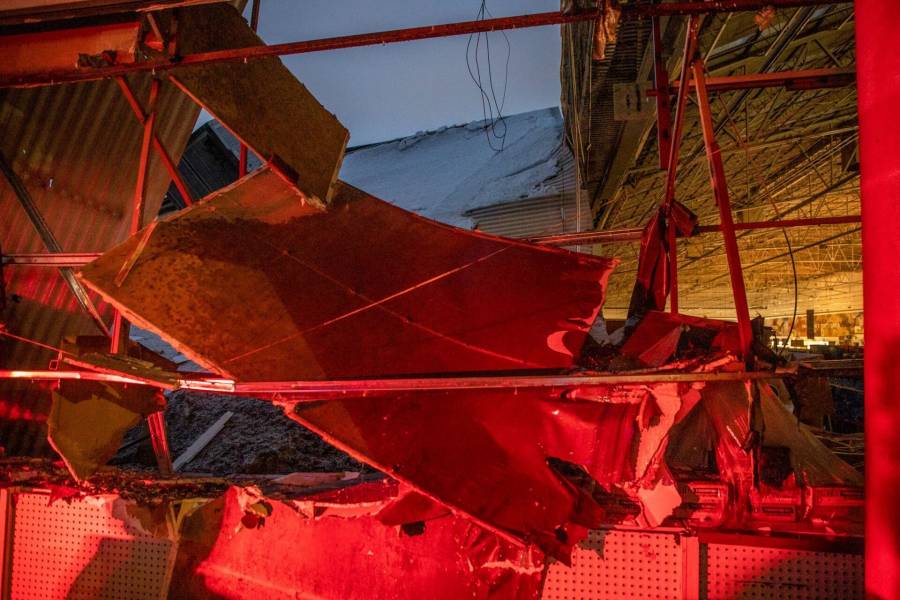 CDMX: Techumbre de Soriana Revolución se desploma por fuerte granizada