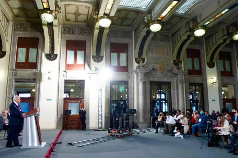 Homicidios de periodistas por conflictos regionales no vinculados con el poder: AMLO