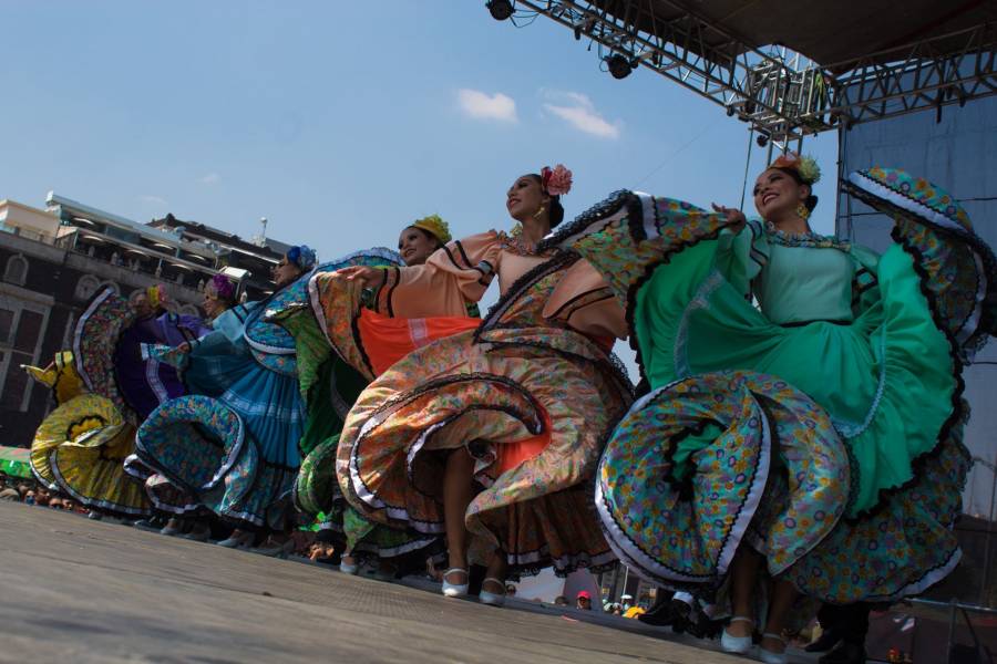 Congreso de Oaxaca pide medidas preventivas contra COVID-19 previo a la Guelaguetza