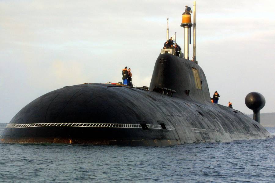 Submarinos nucleares rusos lanzan misiles durante maniobras en el mar de Barents