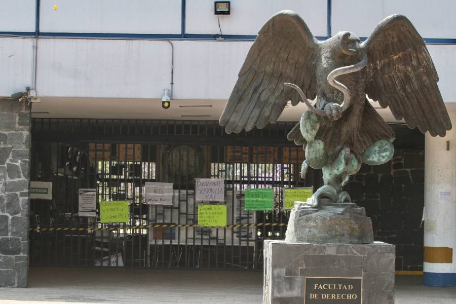 Por un 8, alumno de Derecho planeaba ataque contra maestra de la UNAM y sus compañeros
