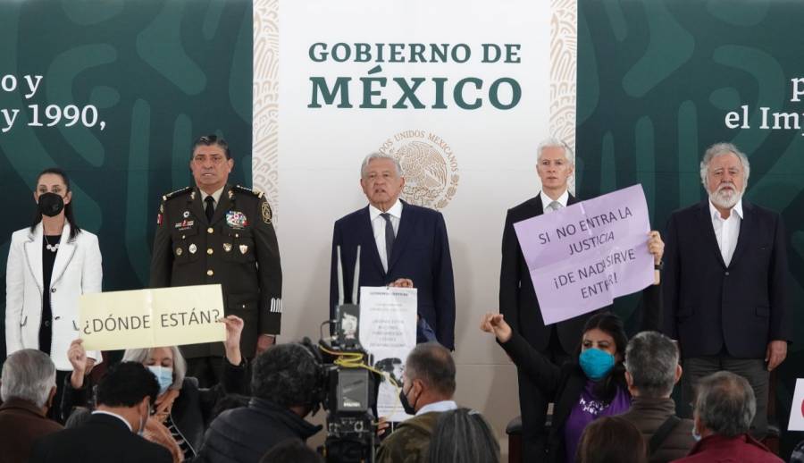 “Ningún militar puede ser héroe”: Comité 68; rechaza elogios de militares en monumento