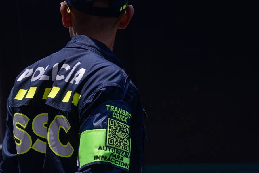Polic&iacute;as de CDMX regresaron dinero y art&iacute;culos extraviados, informa la SSC
