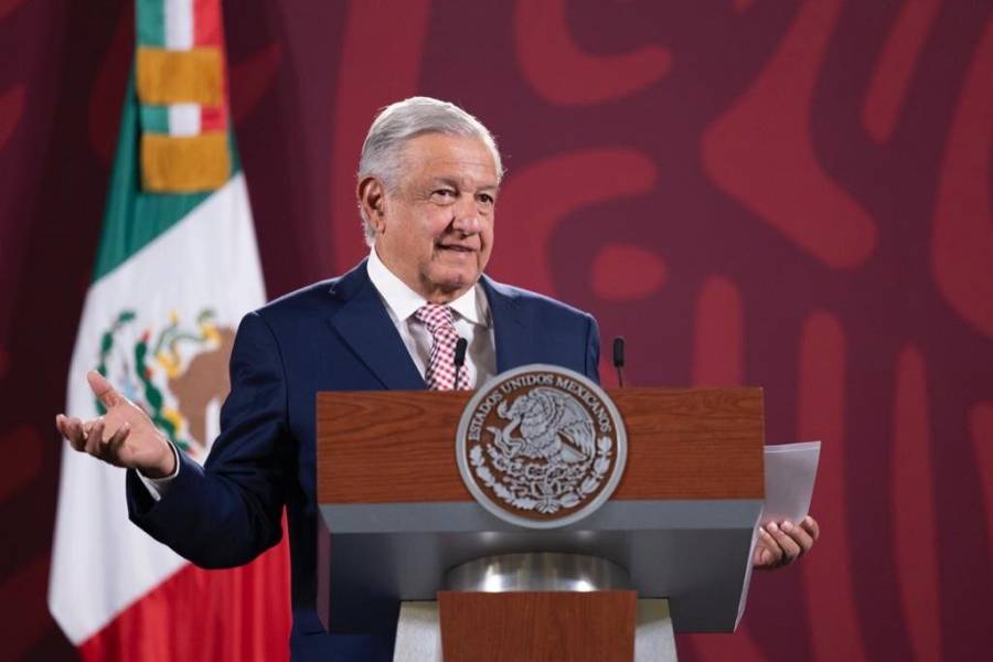 AMLO pide a Gobierno de NL negociar con empresas para no usar mucha agua