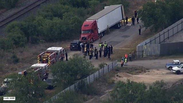 Van 51 migrantes encontrados sin vida en tráiler de Texas; 27 son mexicanos