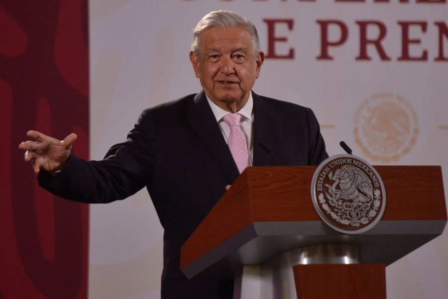 AMLO descarta opinar sobre iniciativa para que mexicanos se armen