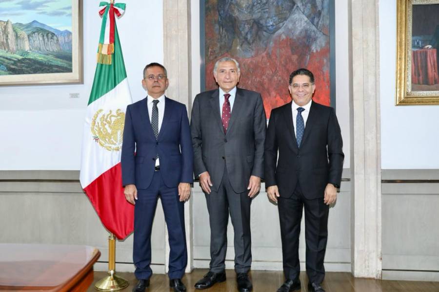 AMLO reasigna a C&eacute;sar Y&aacute;&ntilde;ez en la Segob; es sustituido por Rabindranath Salazar