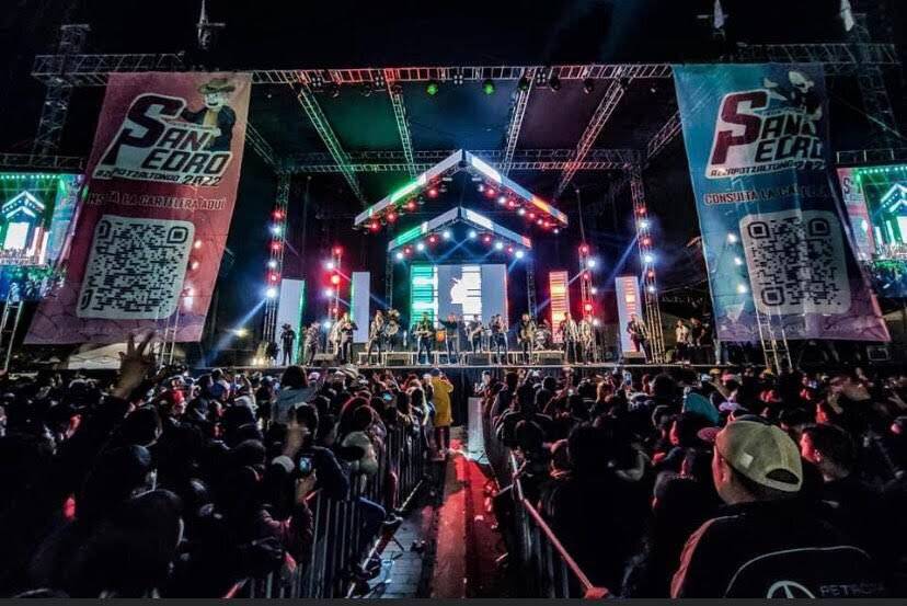 Nicolás Romero muestra la fusión entre la Música y diversión en la feria de San Pedro Nicolás Romero muestra la fusión entre la Música y diversión en la feria de San Pedro